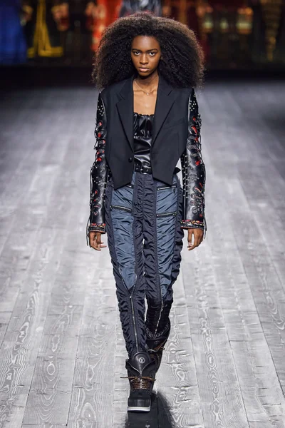 Look 41